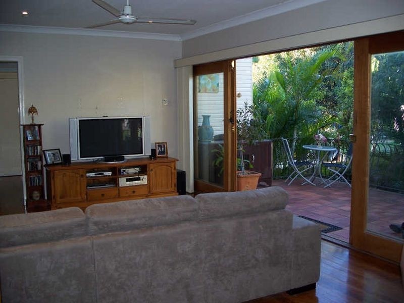 11 Lombard Street, Carina QLD 4152