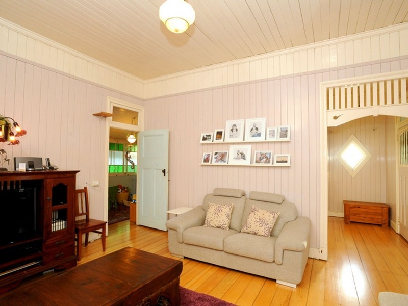 85 Armstrong Road, Cannon Hill QLD 4170
