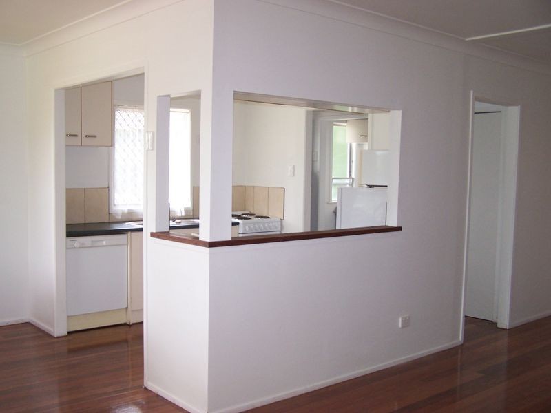 11 Meyrick Street, Cannon Hill QLD 4170