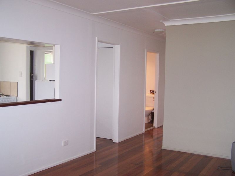 11 Meyrick Street, Cannon Hill QLD 4170