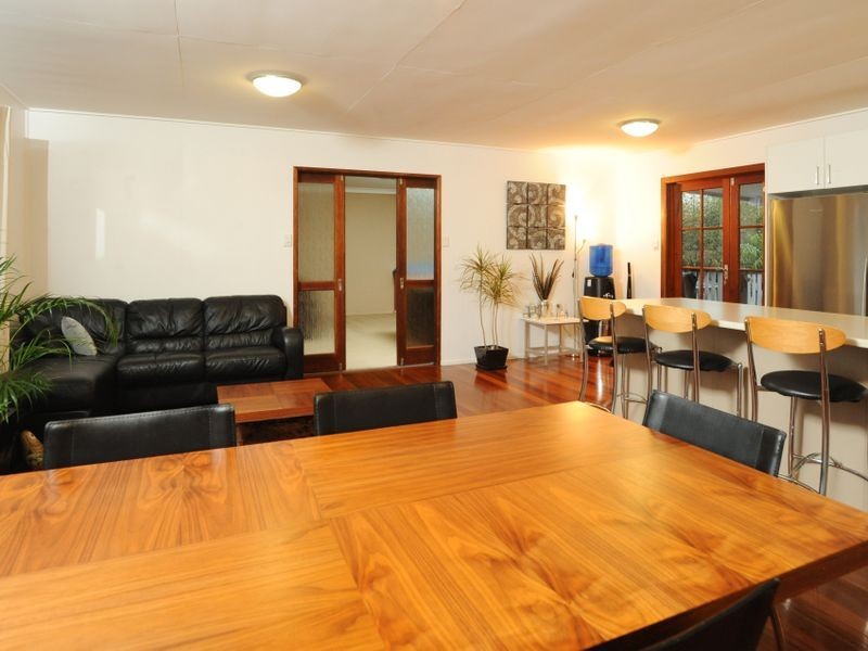 43 Meyrick Street, Cannon Hill QLD 4170