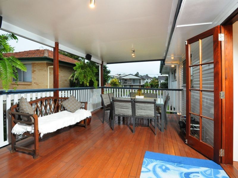 43 Meyrick Street, Cannon Hill QLD 4170