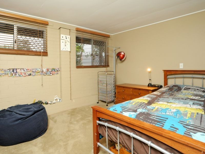 43 Meyrick Street, Cannon Hill QLD 4170