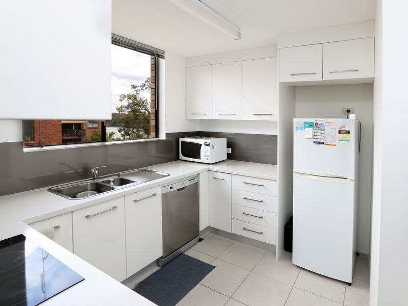 3/33 Riverview Tce, Indooroopilly QLD 4068
