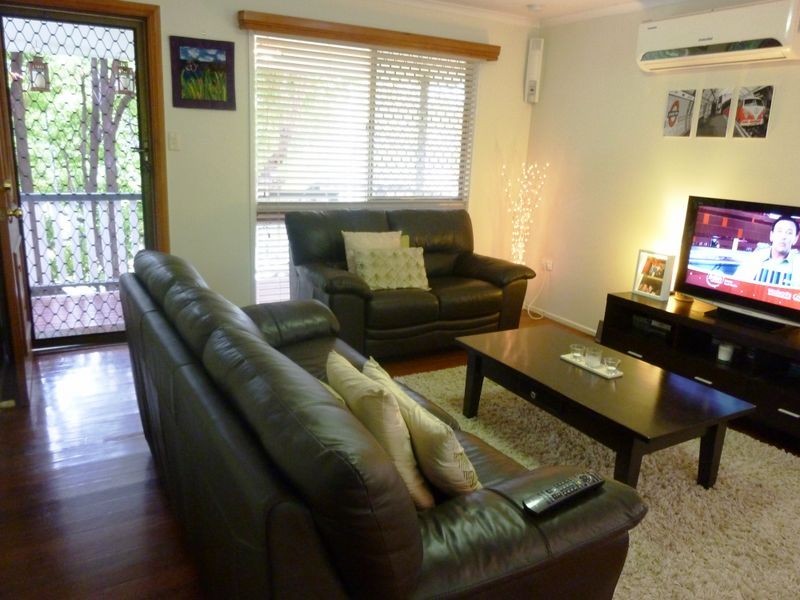 31 Shortland Street, Springwood QLD 4127