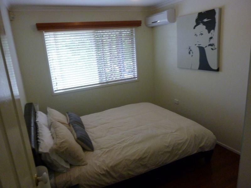 31 Shortland Street, Springwood QLD 4127