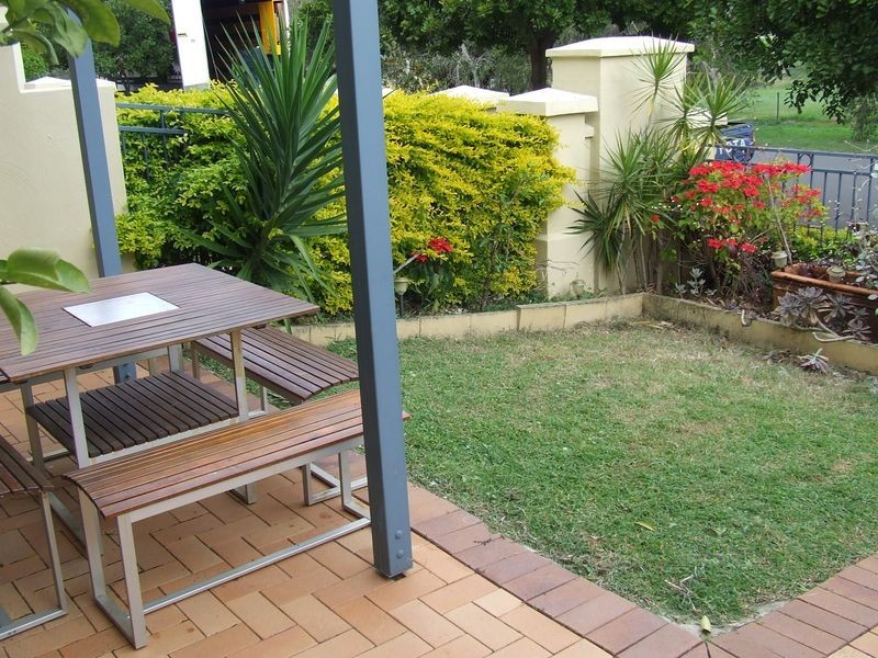 115 Coutts Street, Bulimba QLD 4171