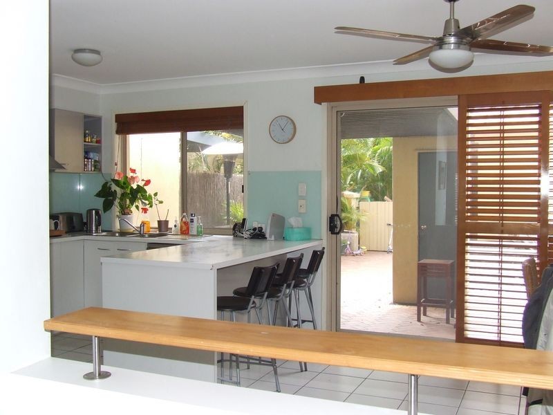 115 Coutts Street, Bulimba QLD 4171