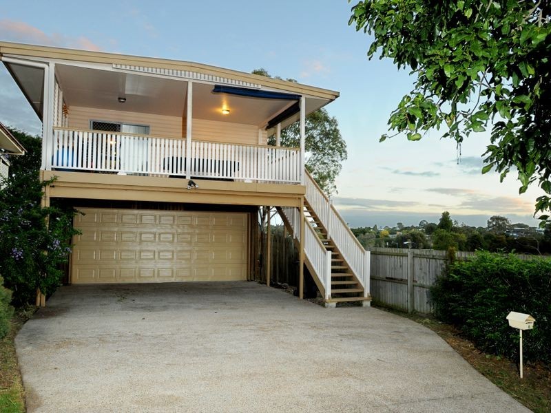 8 Cedar Street, Cannon Hill QLD 4170