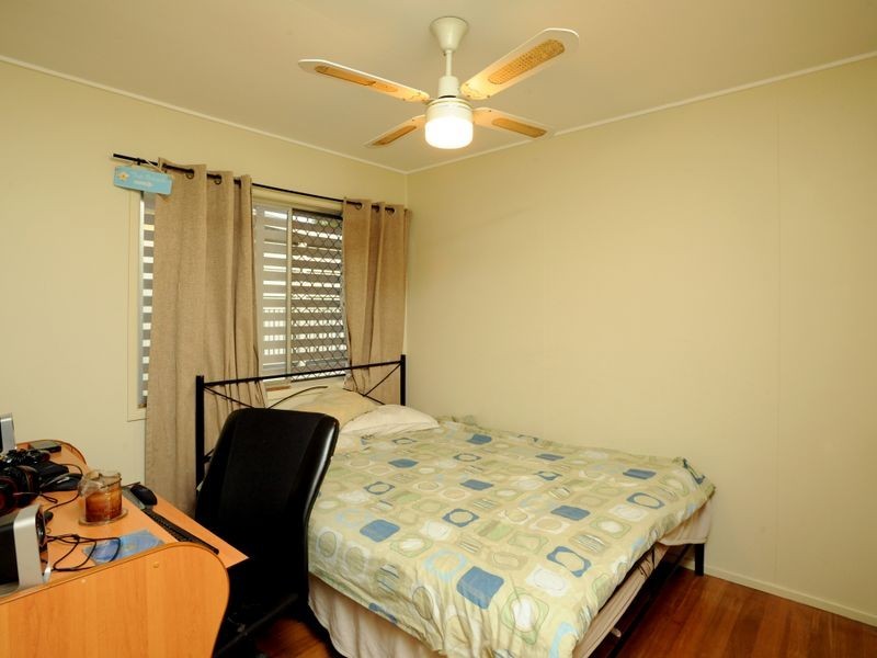 8 Cedar Street, Cannon Hill QLD 4170