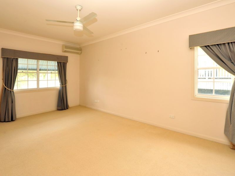 29 Dahlia Street, Cannon Hill QLD 4170