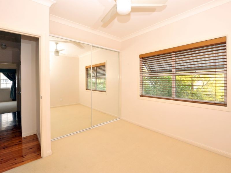 29 Dahlia Street, Cannon Hill QLD 4170