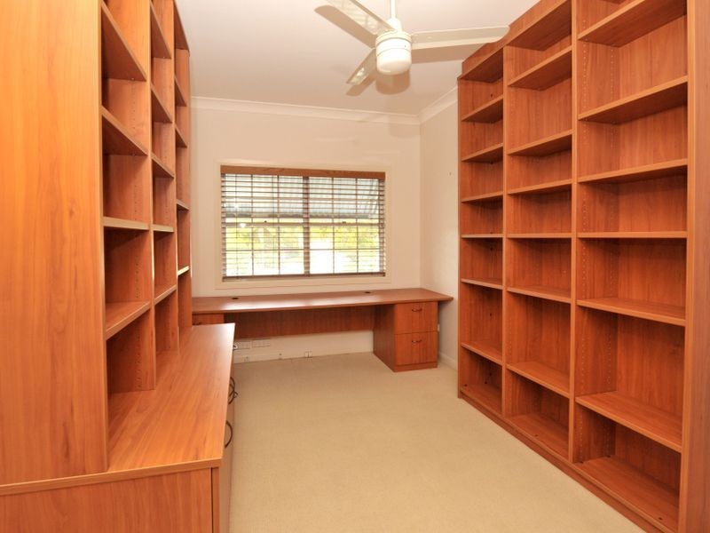 29 Dahlia Street, Cannon Hill QLD 4170