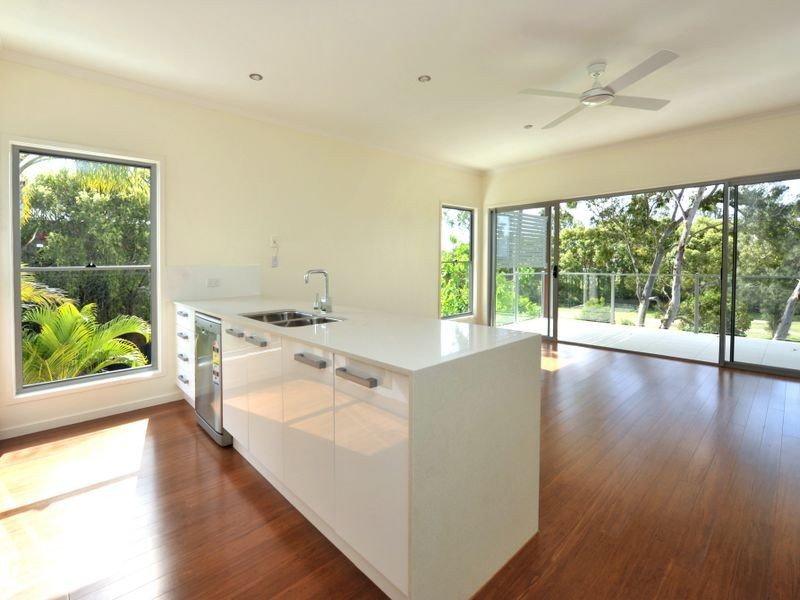 2/26 Jellicoe Street, Coorparoo QLD 4151