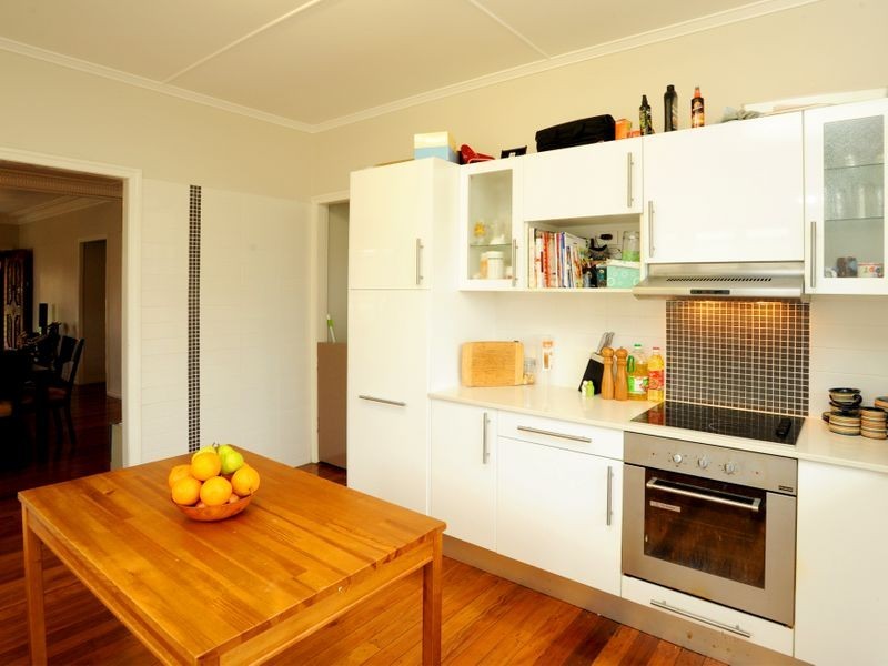 61 Whitworth Road, Cannon Hill QLD 4170