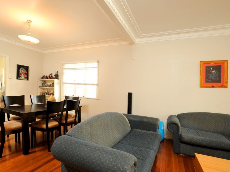 61 Whitworth Road, Cannon Hill QLD 4170