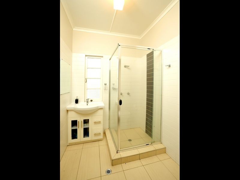 61 Whitworth Road, Cannon Hill QLD 4170