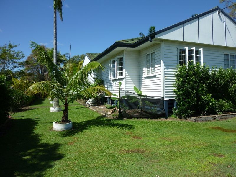 2 Andrews Street, Cannon Hill QLD 4170