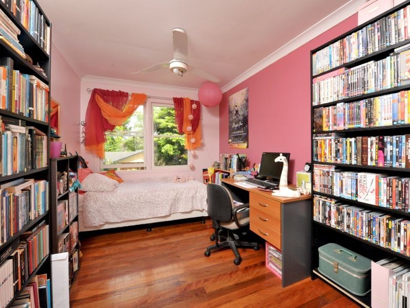 9 Jalanga Street, Belmont QLD 4153