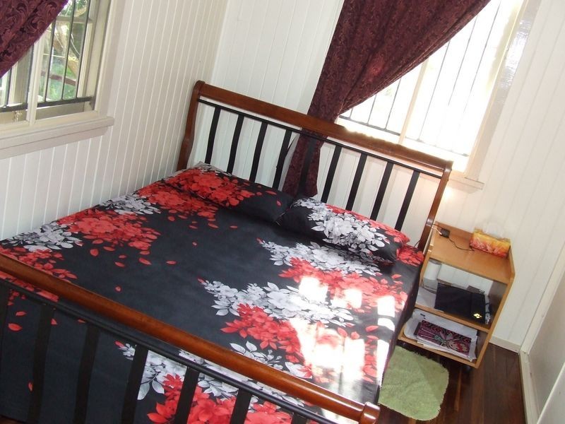 810 Wynnum Road, Cannon Hill QLD 4170