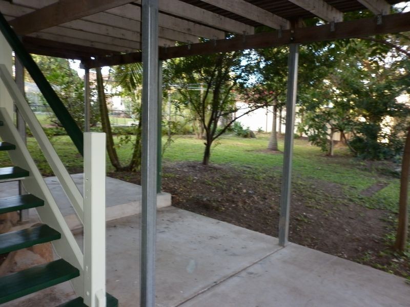 9 Ludwick Street, Cannon Hill QLD 4170