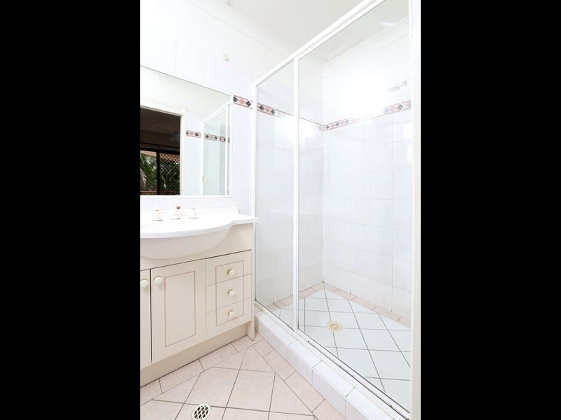 5/330 Hawthorne Rd, Hawthorne QLD 4171