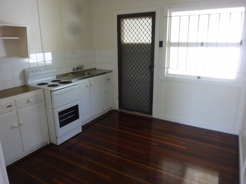 2/127 Singer Street, Wynnum QLD 4178