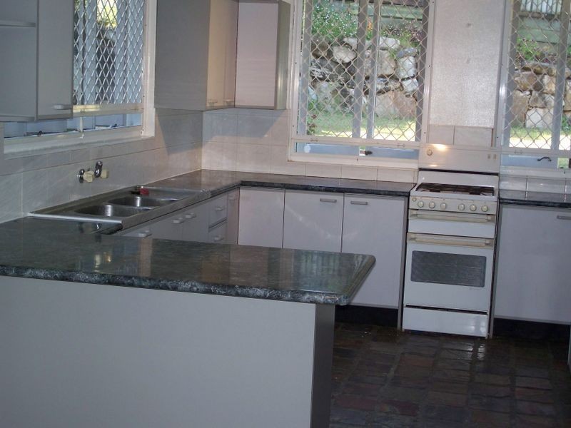 4 Gilwell Street, Carina QLD 4152