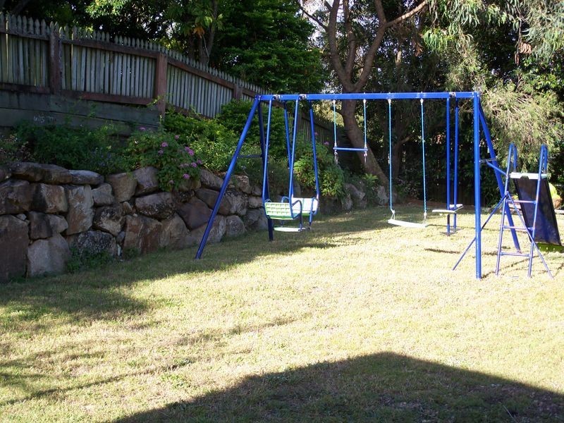 4 Gilwell Street, Carina QLD 4152