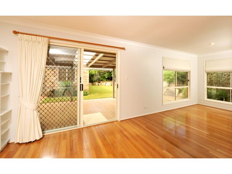 12 Cordeaux Place, Parkinson QLD 4115