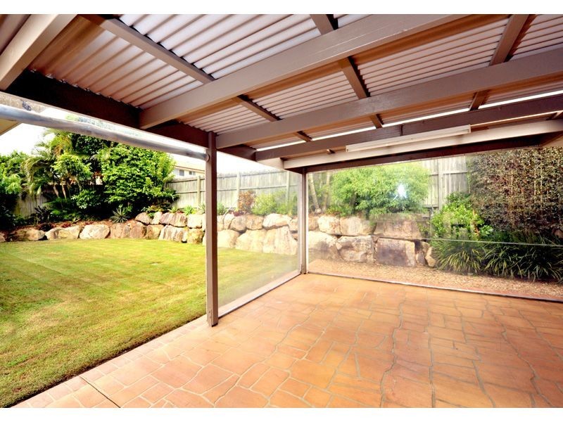 12 Cordeaux Place, Parkinson QLD 4115