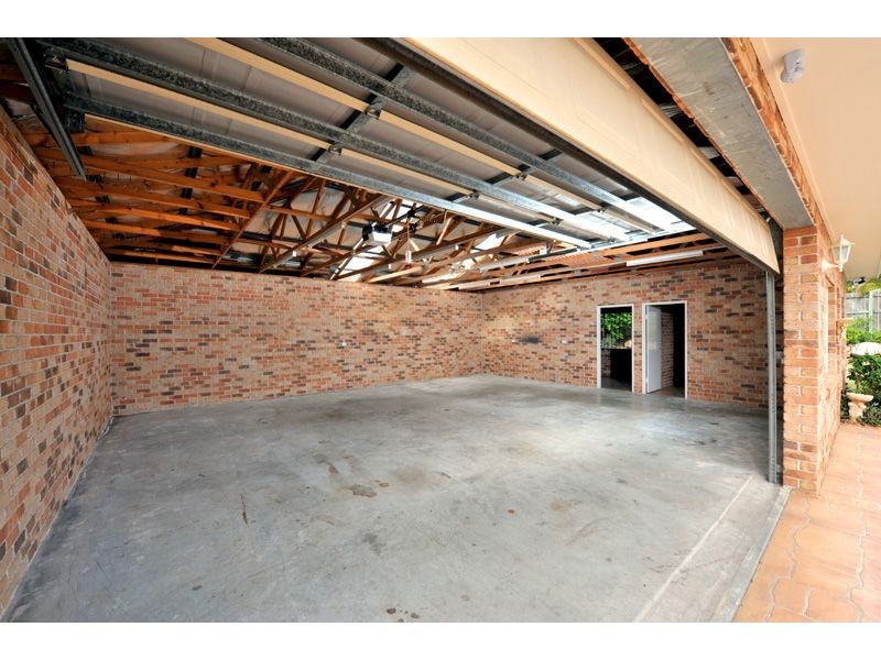 12 Cordeaux Place, Parkinson QLD 4115