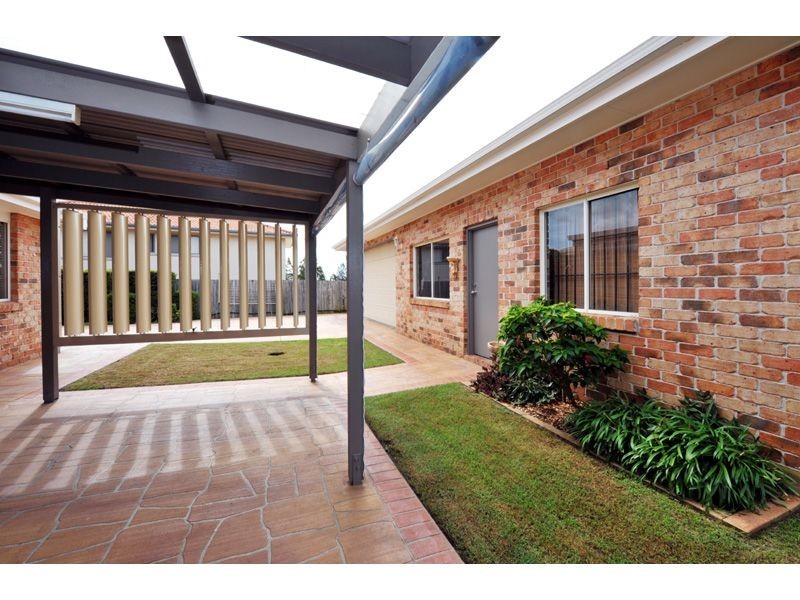 12 Cordeaux Place, Parkinson QLD 4115