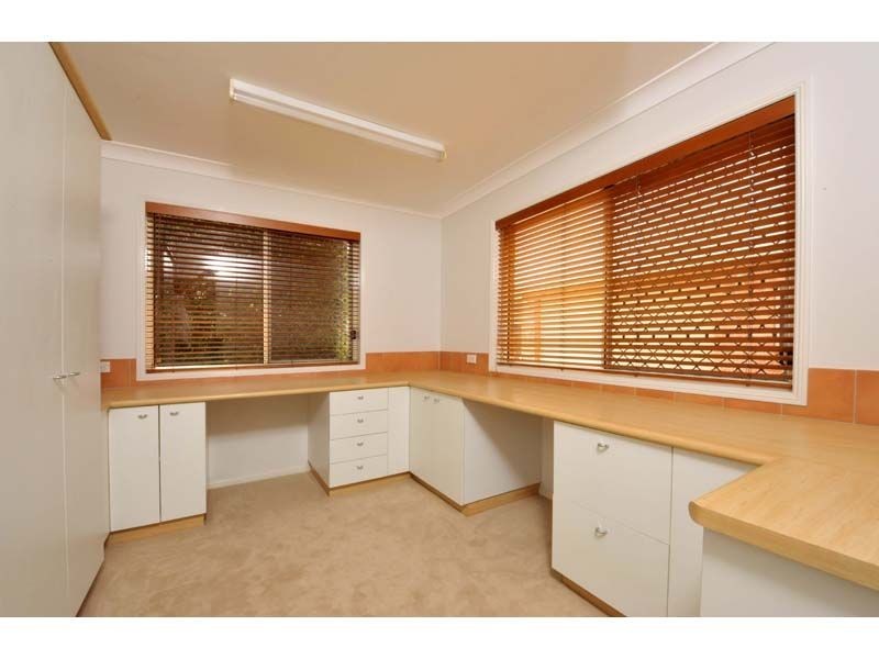 12 Cordeaux Place, Parkinson QLD 4115
