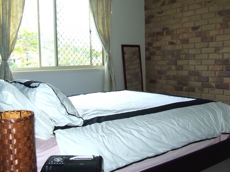 2/10 Seaview Parade, Deception Bay QLD 4508