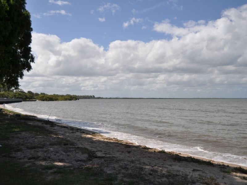 2/10 Seaview Parade, Deception Bay QLD 4508