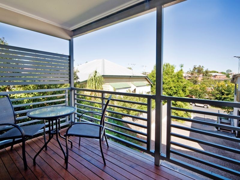 4/20 Nicklin Street, Coorparoo QLD 4151