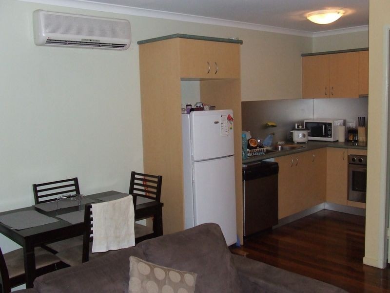 4/15 Agnes Street, Morningside QLD 4170