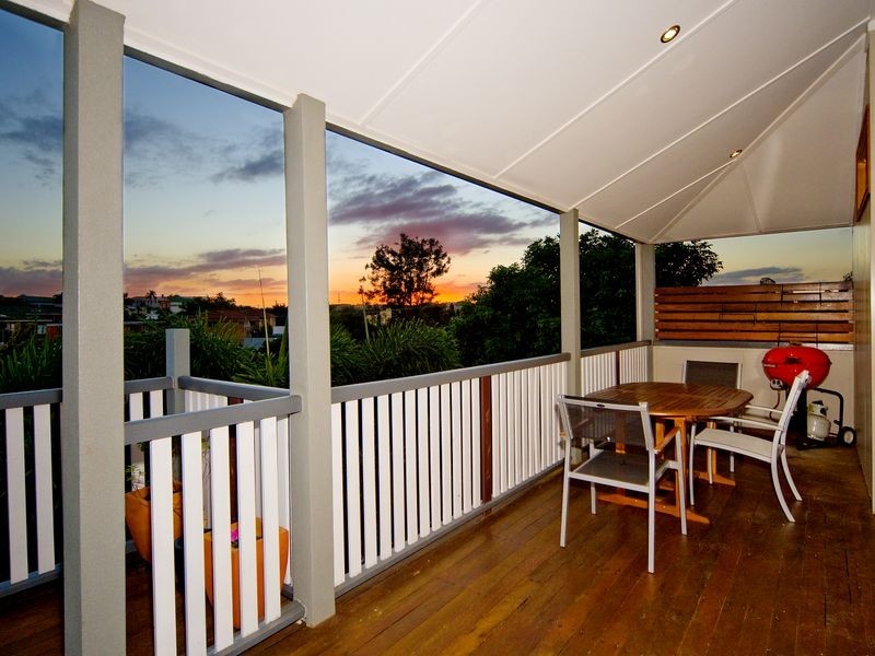 1/20 Nicklin Street, Coorparoo QLD 4151