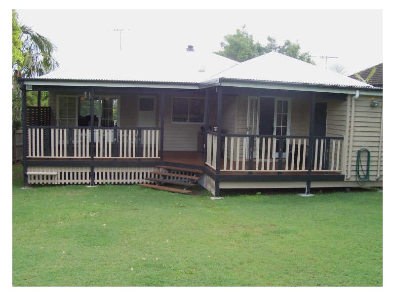 21 Dahlia Street, Cannon Hill QLD 4170