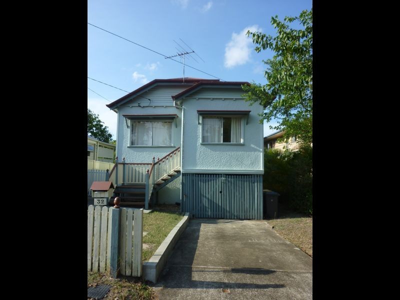 32 York Street, Coorparoo QLD 4151