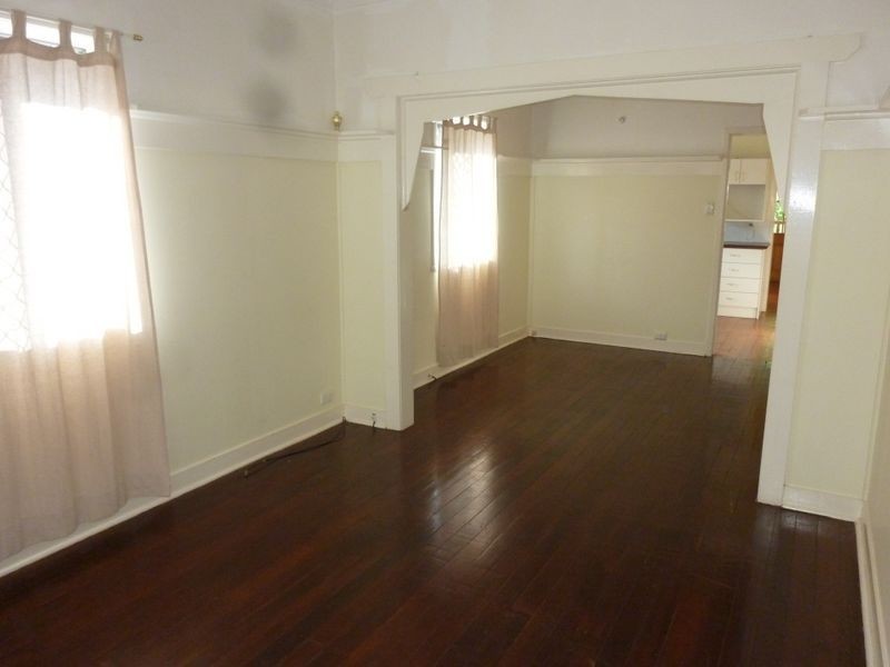 32 York Street, Coorparoo QLD 4151