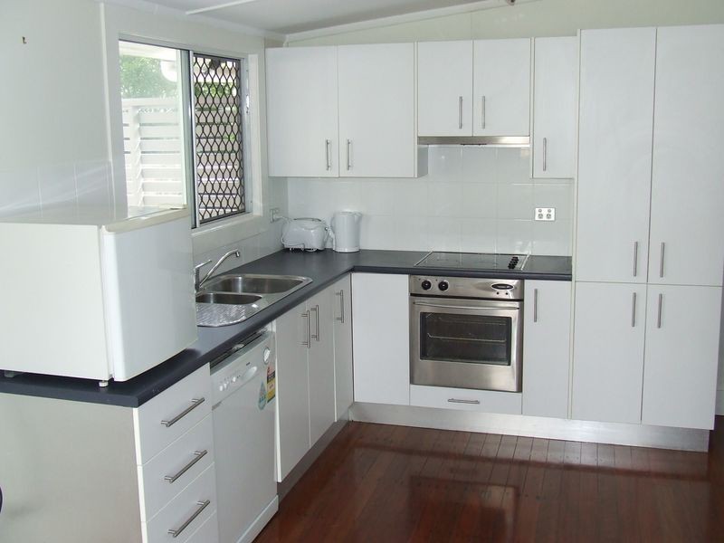 19 Grenade Street, Cannon Hill QLD 4170