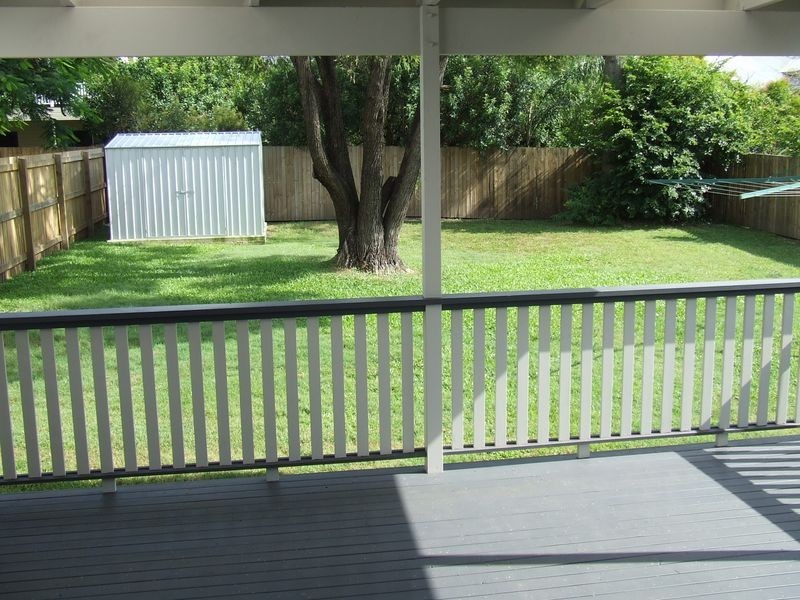 19 Grenade Street, Cannon Hill QLD 4170