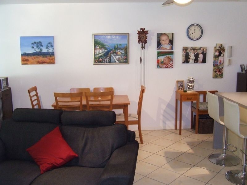 2/17 Deviney Street, Morningside QLD 4170