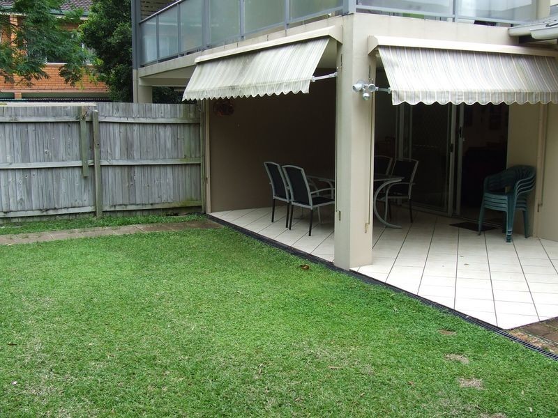 2/17 Deviney Street, Morningside QLD 4170