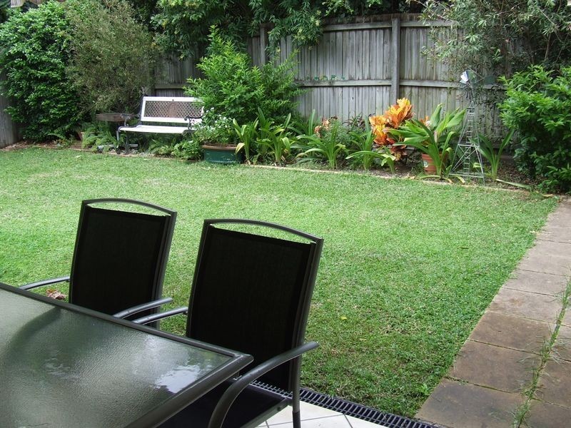 2/17 Deviney Street, Morningside QLD 4170