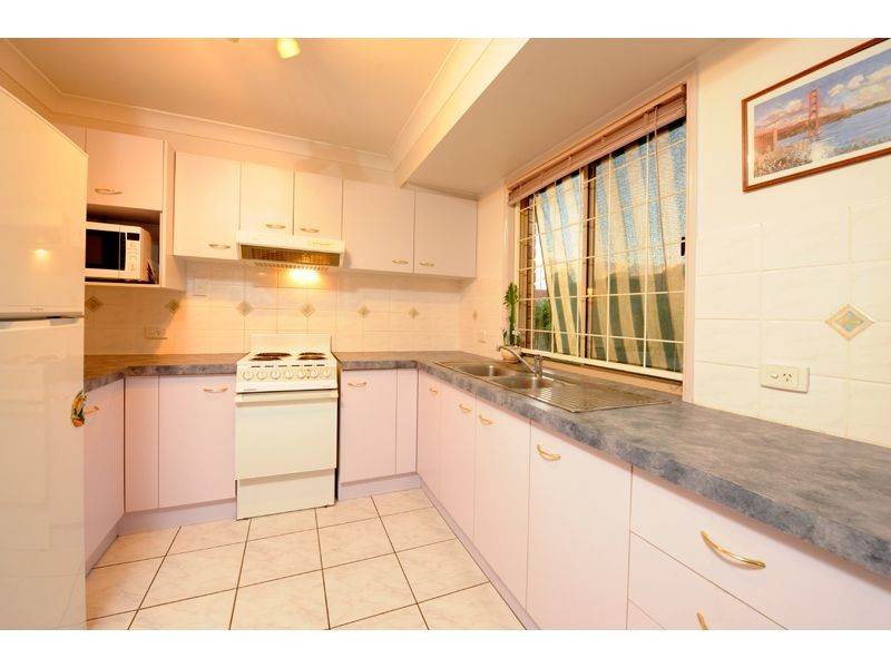 7 Lauren Close, Wynnum West QLD 4178