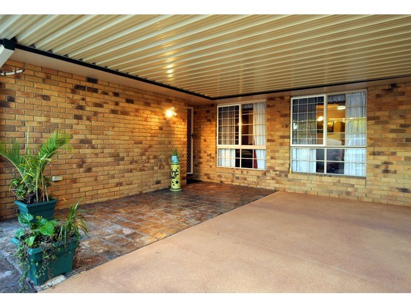 7 Lauren Close, Wynnum West QLD 4178