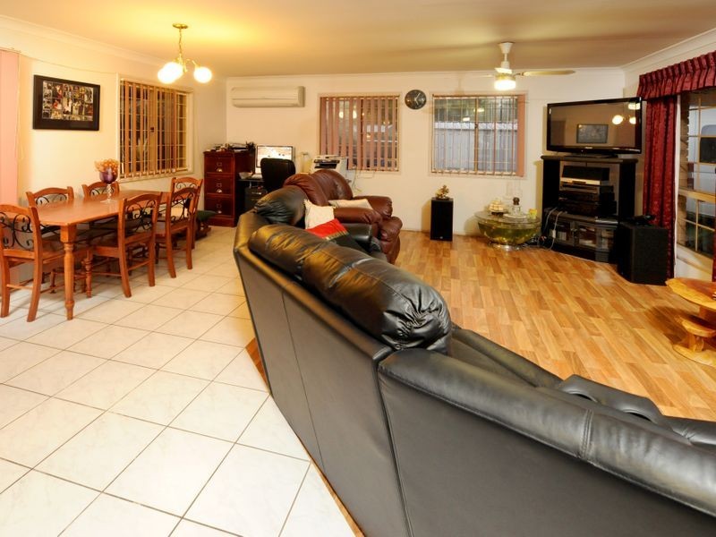 7 Lauren Close, Wynnum West QLD 4178